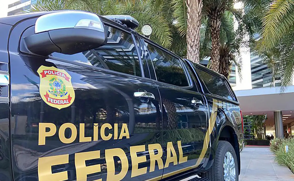 PF deflagra operação contra fraudes em contratos da educação de MS que desviaram mais de R$ 20 milhões. Esquema envolvia comissões de 5% pagas a servidores.