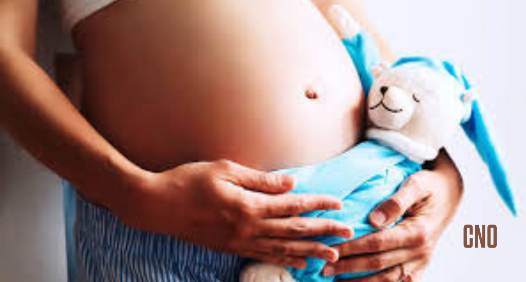 MS registra 25 meninas de até 14 anos virando mães por mês. Dados expõem falhas nas políticas de prevenção e impacto devastador da maternidade precoce.