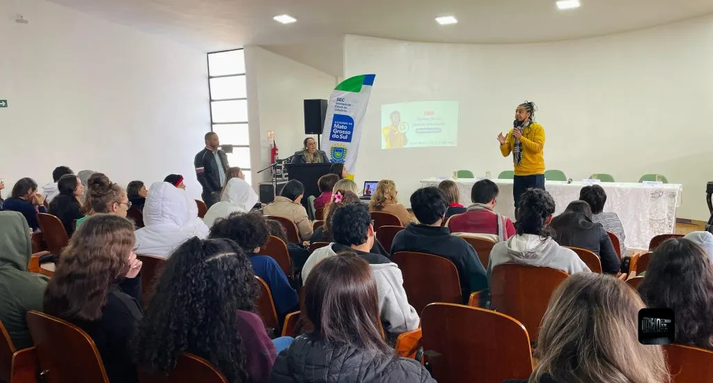 MS lança trilha formativa inédita para grêmios estudantis combaterem violência contra mulher. Programa capacita jovens de 337 escolas estaduais.